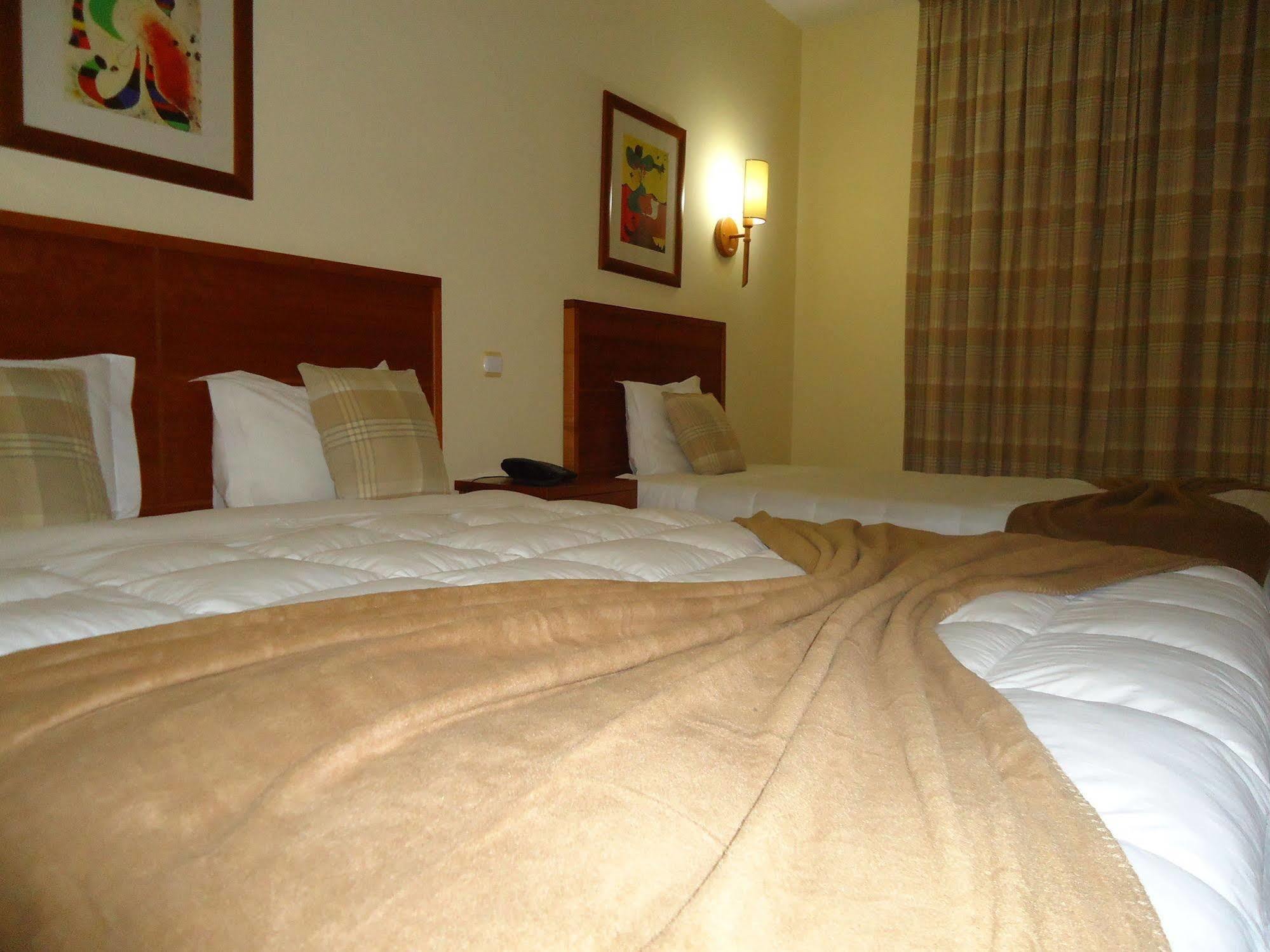 Hotel Pombeira Гуарда Экстерьер фото